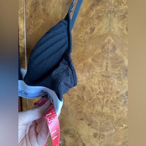 Calvin Klein bralette - Picture 2 of 5